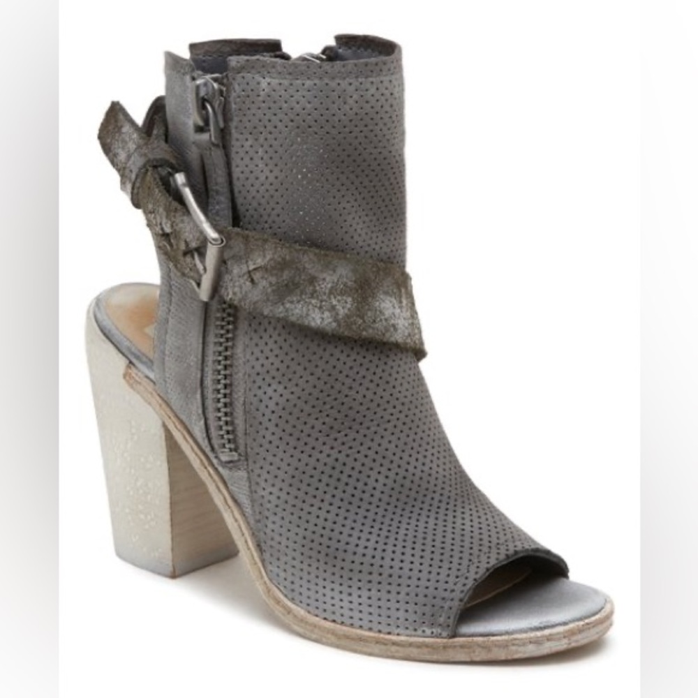 dolce vita vintage grey ankle peep toe boots 7.5